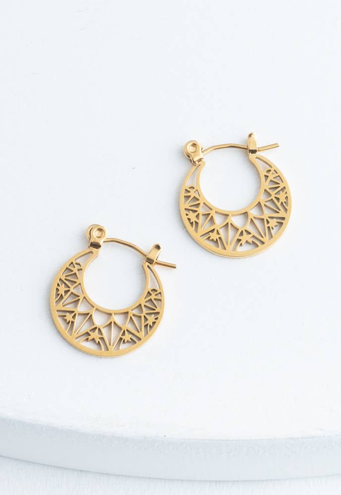 Starfish Project, Inc - Wreath Earrings in Gold