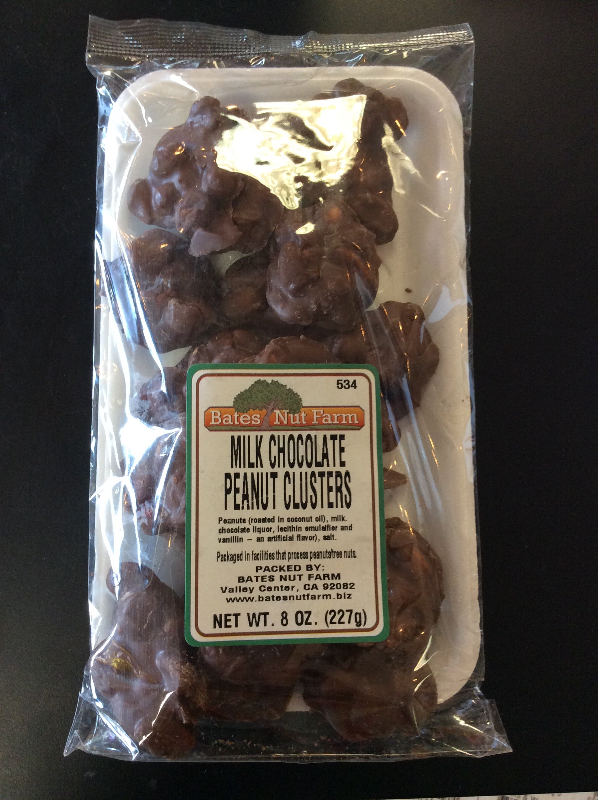 Milk Chocolate Peanut Clusters 8oz - CJ Gift Shoppe